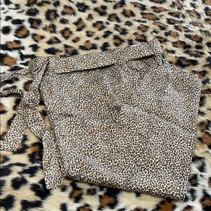 Animal Print Ankle Pants L